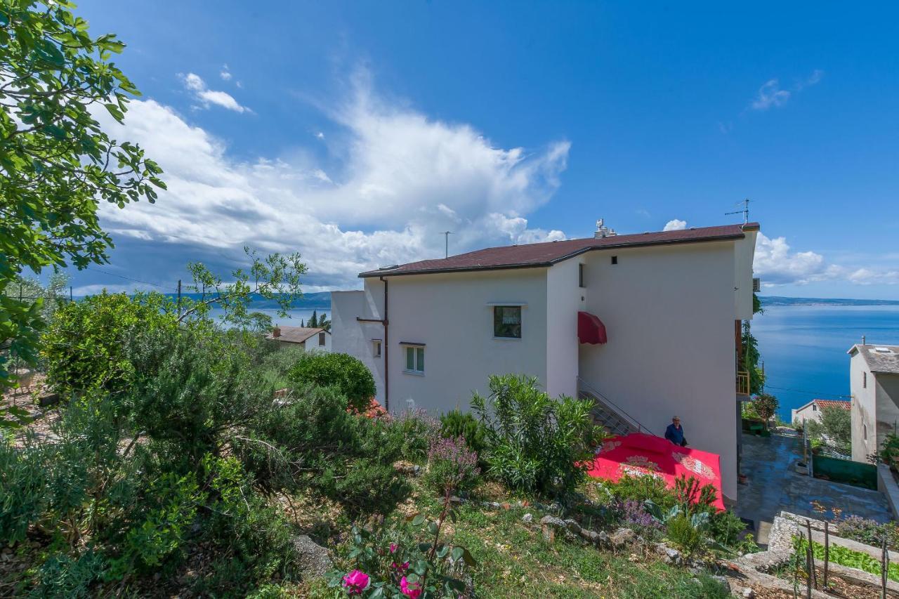 Apartments Jasna Omis Bagian luar foto