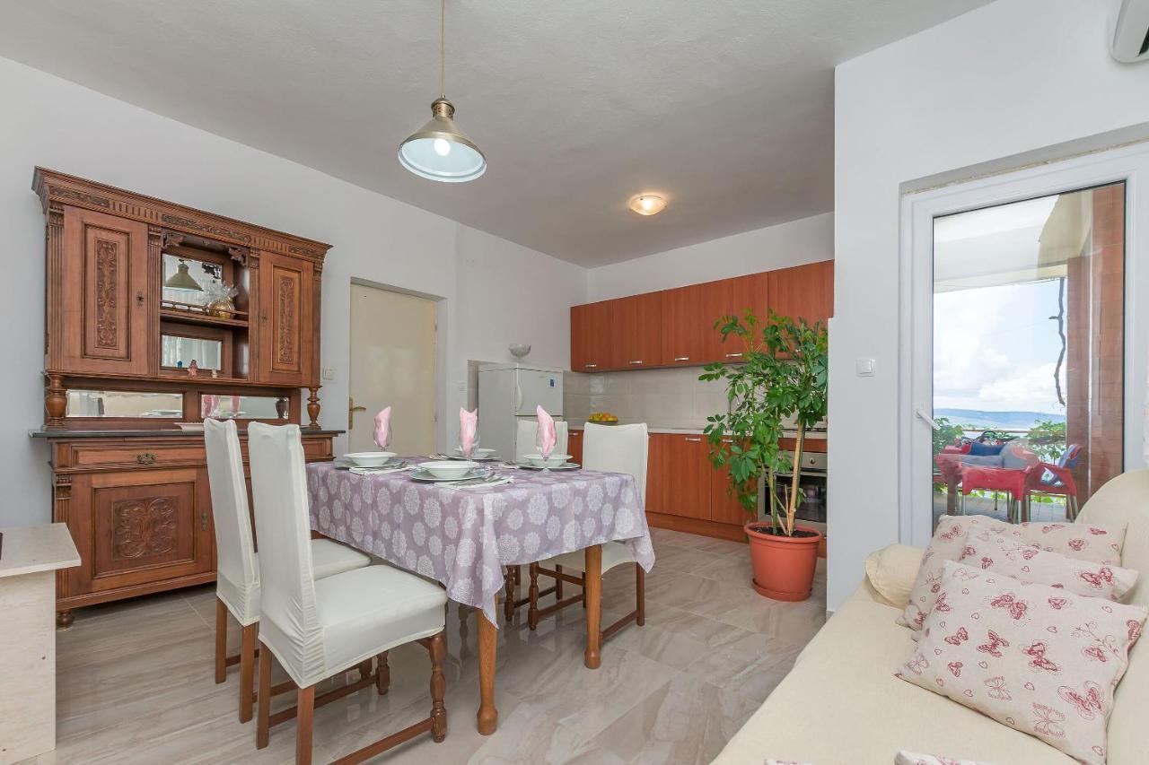 Apartments Jasna Omis Bagian luar foto