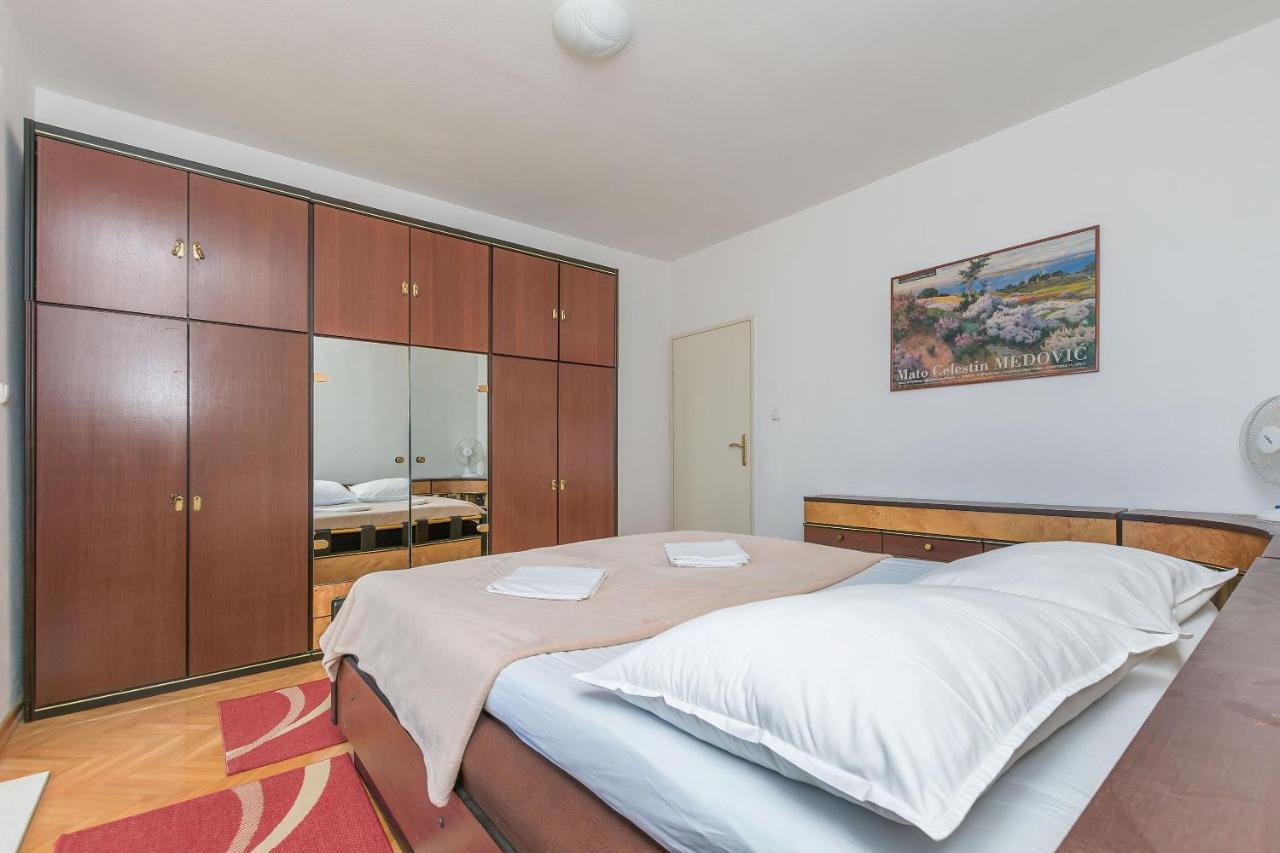 Apartments Jasna Omis Bagian luar foto